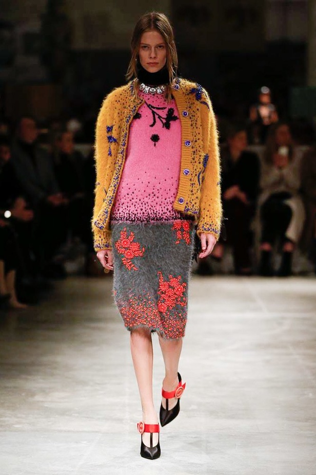 عرض أزياء Prada لخريف ٢٠١٧ !