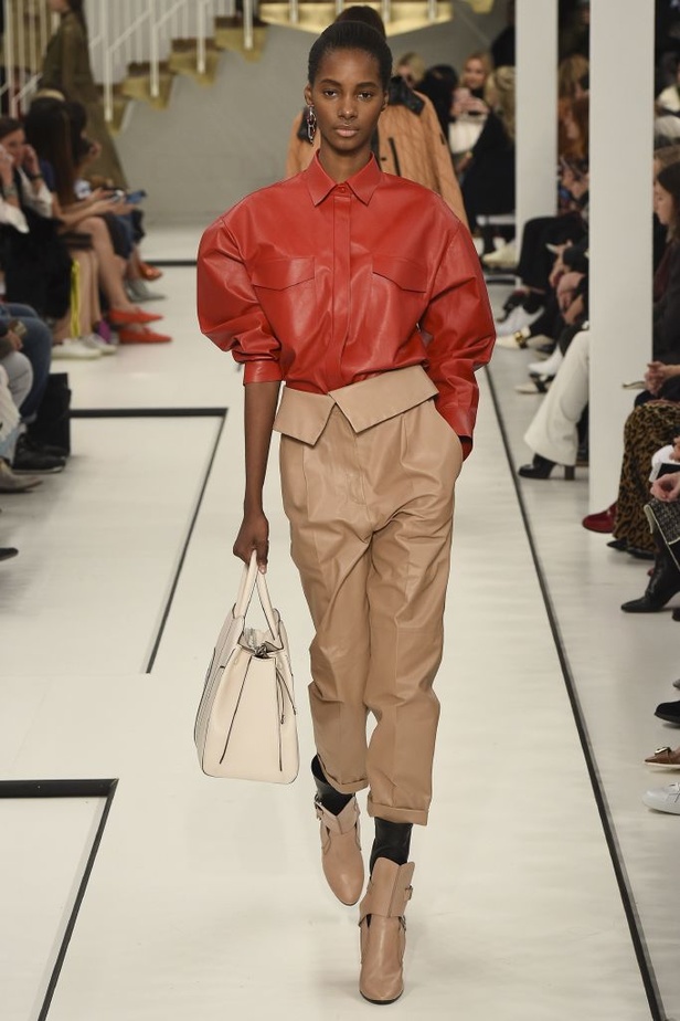  عرض أزياء “تودز” Tod’s لخريف وشتاء ٢٠١٧ !