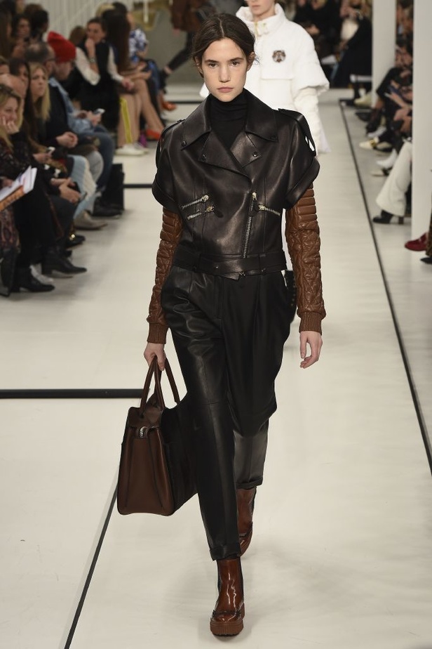  عرض أزياء “تودز” Tod’s لخريف وشتاء ٢٠١٧ !