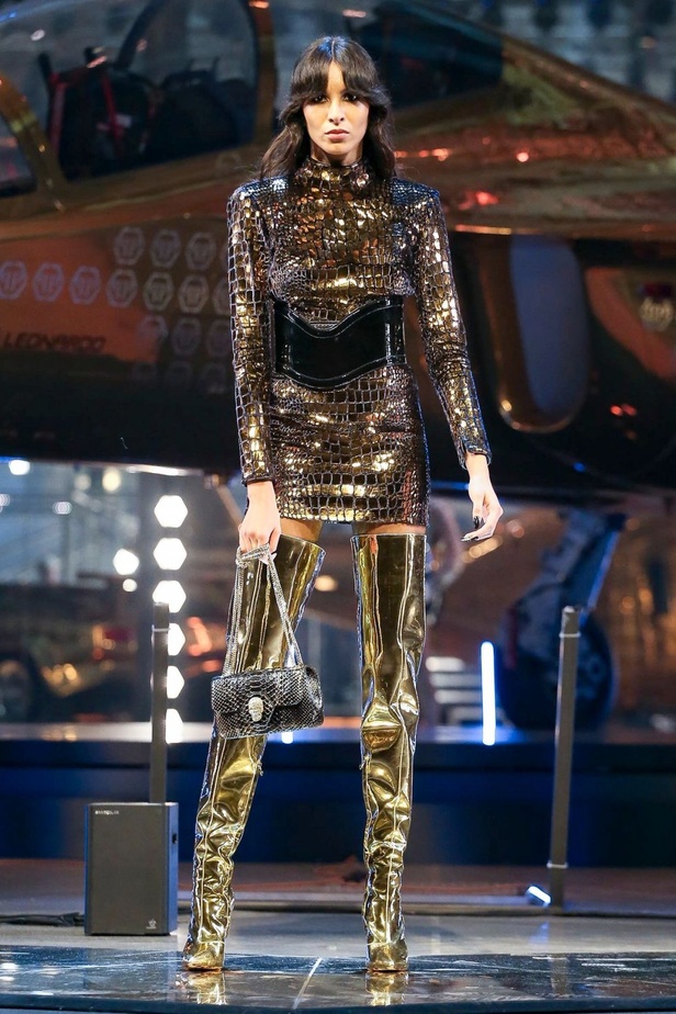 مجموعة الالبسة الجاهزة لـ PHILIPP PLEIN خريف وشتاء 2020-2021