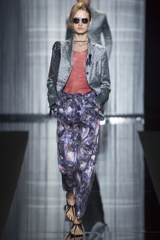 مجموعة جورجيو ارماني لموسم ربيع وصيف 2017