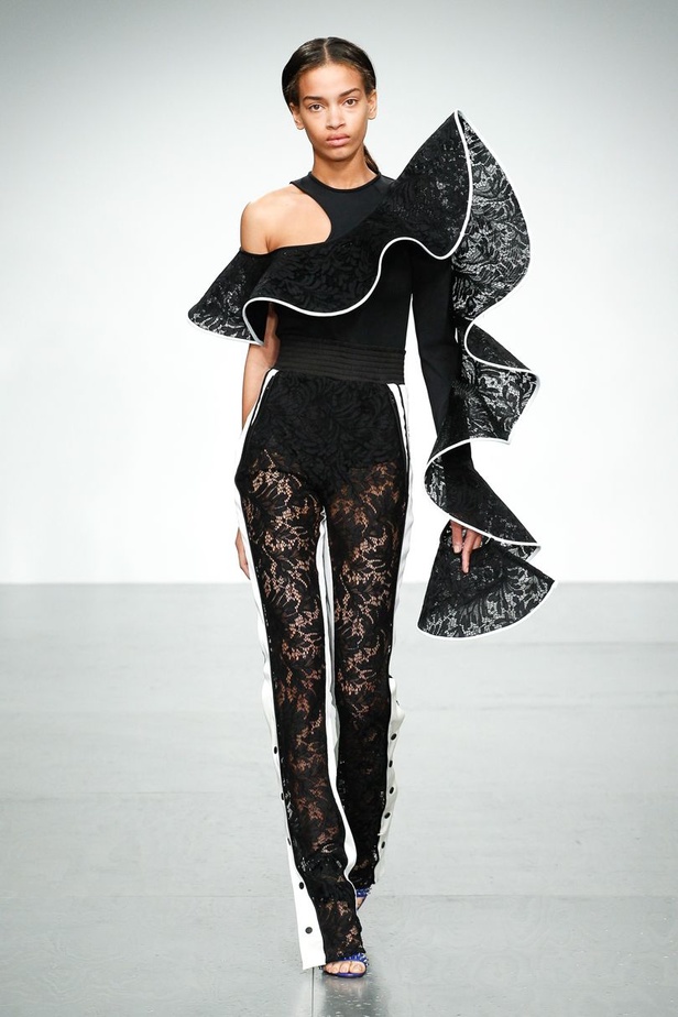 مجموعة "دايفي كوما" لموسم ربيع وصيف 2018