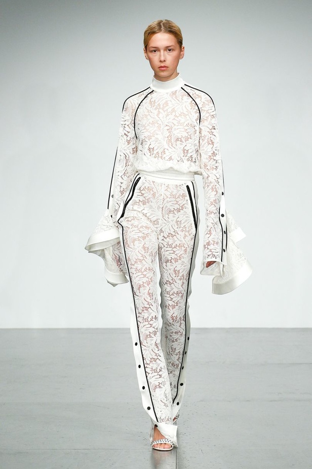 مجموعة "دايفي كوما" لموسم ربيع وصيف 2018