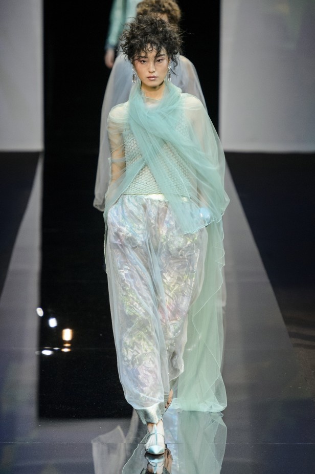 مجموعة Giorgio Armani لربيع وصيف 2019