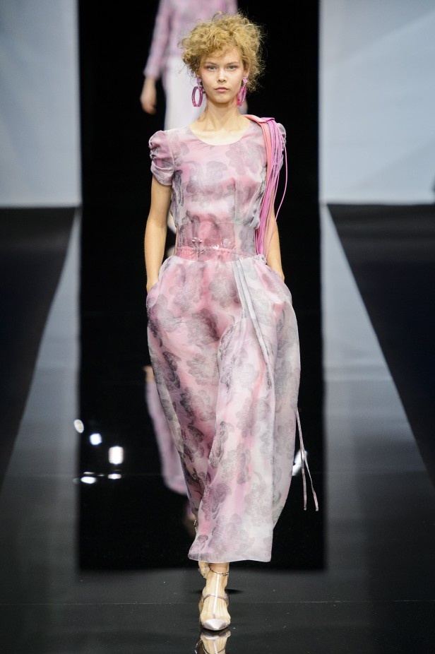 مجموعة Giorgio Armani لربيع وصيف 2019