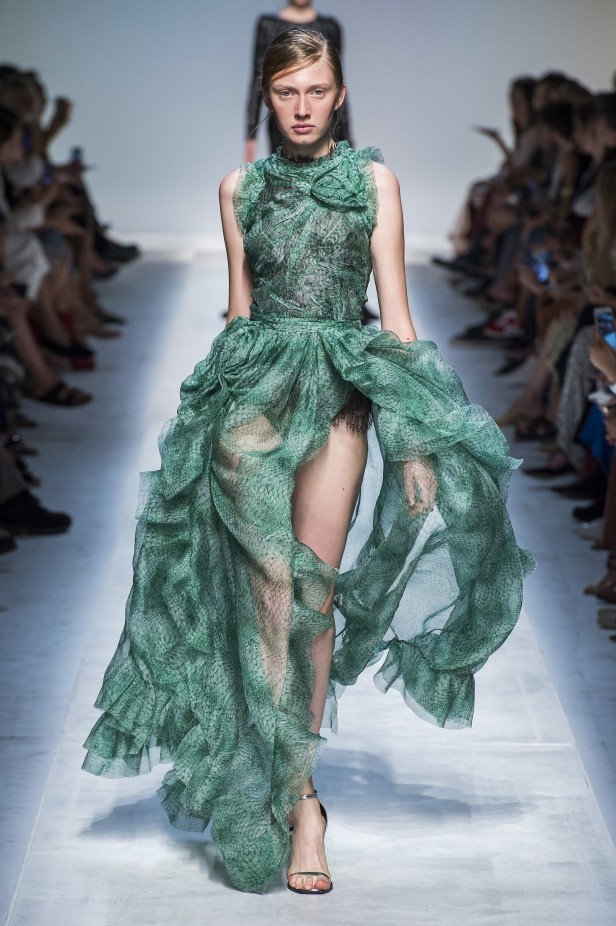 مجموعة Ermanno Scervino لربيع وصيف 2019