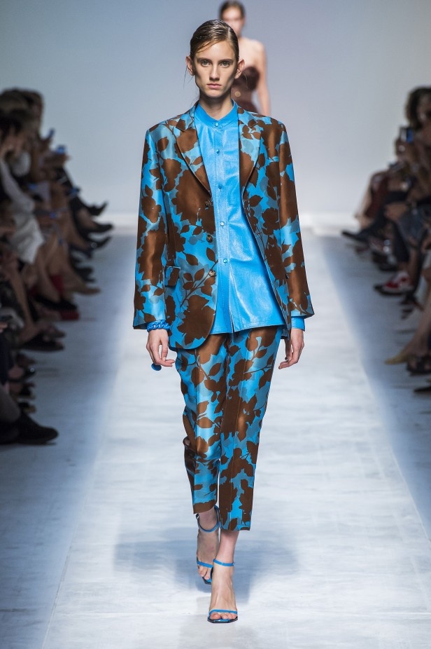 مجموعة Ermanno Scervino لربيع وصيف 2019