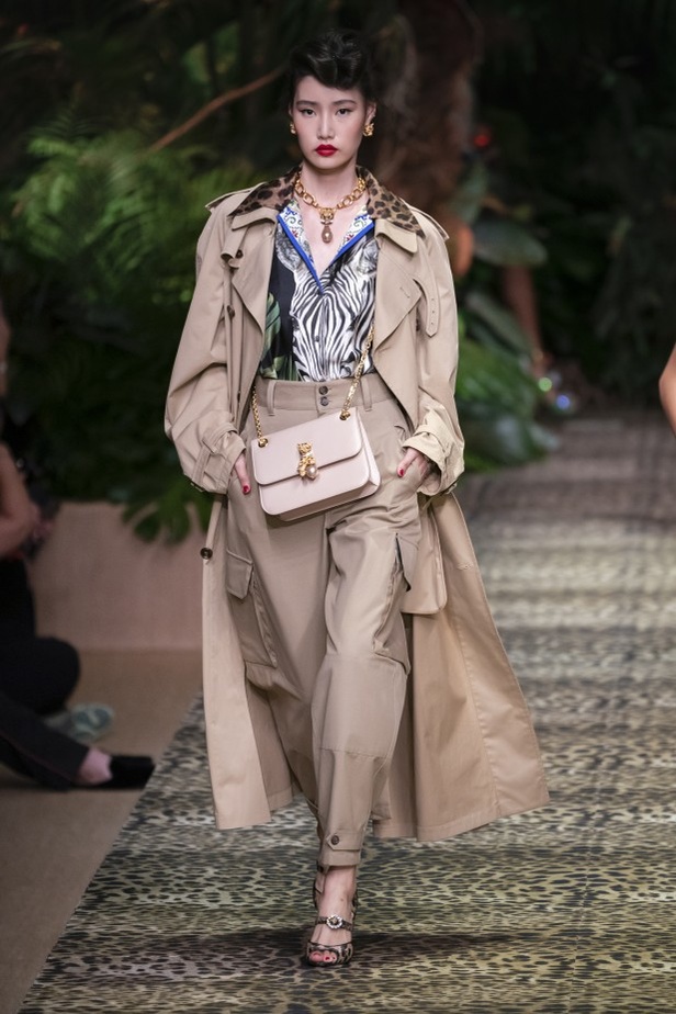 تصاميم عكست الألوان والمرح في عرض Dolce & Gabbana