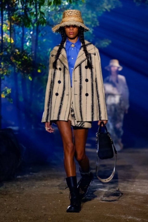 اسبوع الموضة في باريس 2019 ازياء MAISON DIOR الفاخرة لربيع وصيف 2020