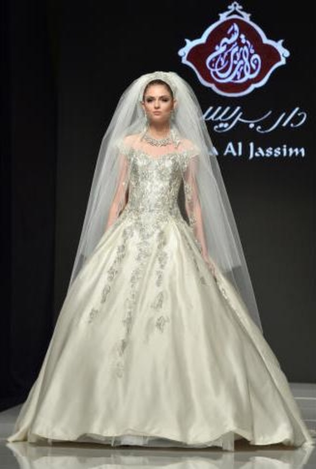 عرض ازياء امينة الجاسم لخريف 2018