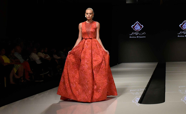 عرض ازياء امينة الجاسم لخريف 2018