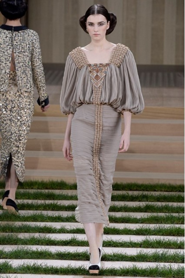 مجموعة شانيل للأزياء الفاخرة لربيع وصيف 2016
