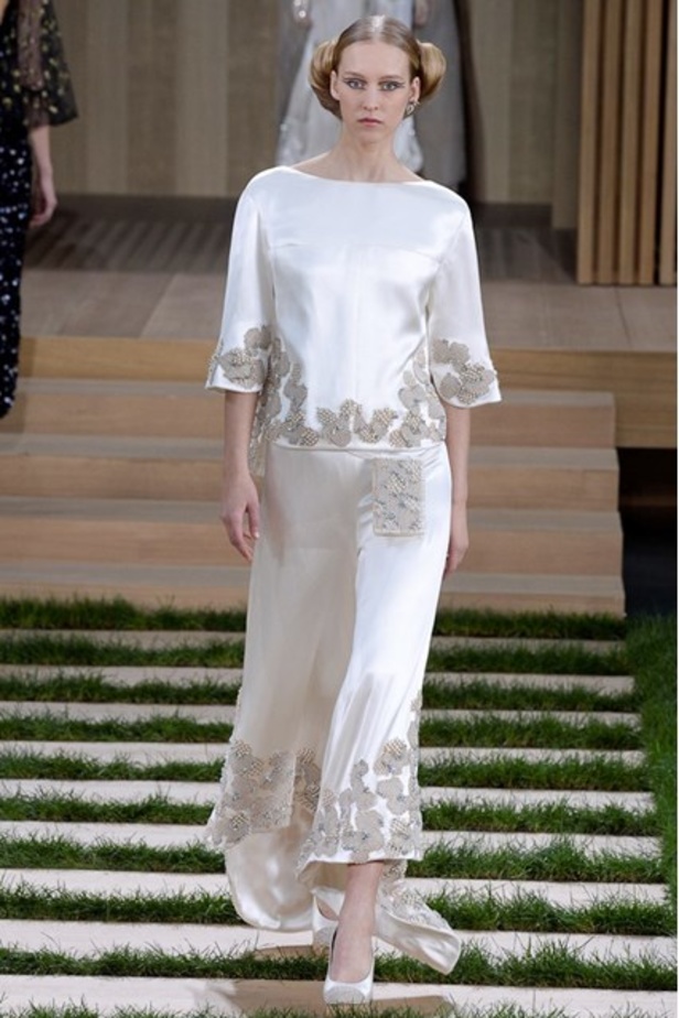 مجموعة شانيل للأزياء الفاخرة لربيع وصيف 2016