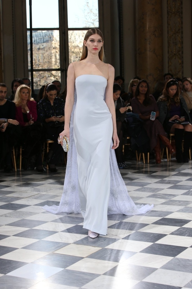 عرض جورج حبيقة للأزياء الفاخرة لربيع وصيف 2016