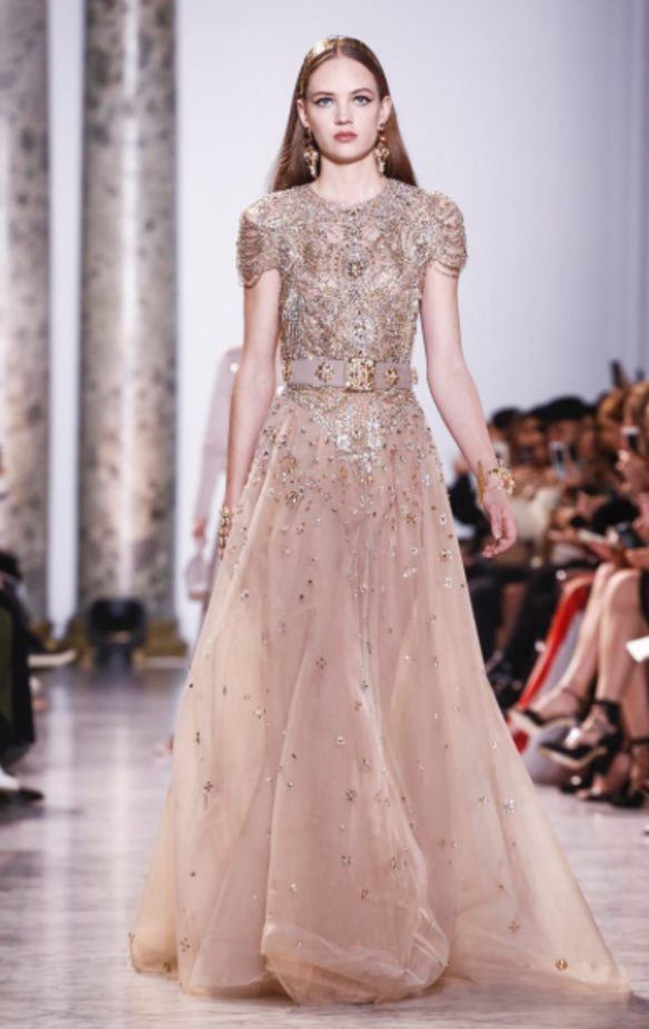  مجموعة ايلي صعب للأزياء الفاخرة لربيع وصيف 2017