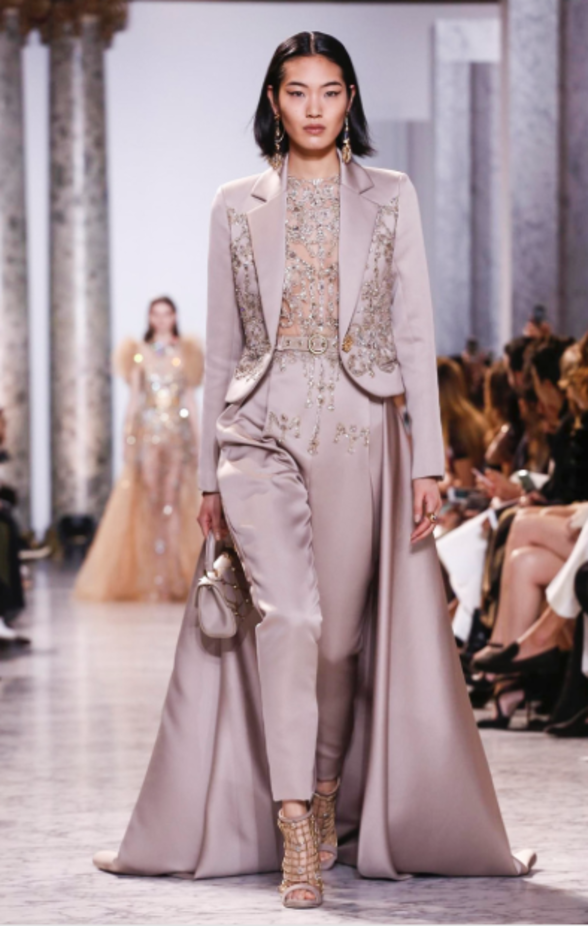 مجموعة ايلي صعب للأزياء الفاخرة لربيع وصيف 2017