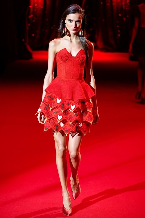 مجموعة يوليانا سيرجينكو لموسم ربيع وصيف 2017