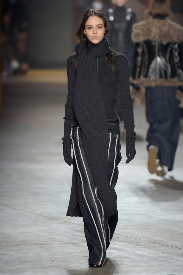 عرض أزياء ديزل بلاك غولد لموسم خريف وشتاء 2017‏