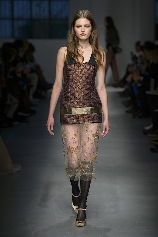 مجموعة Les Copains الأنيقة لخريف وشتاء 2017