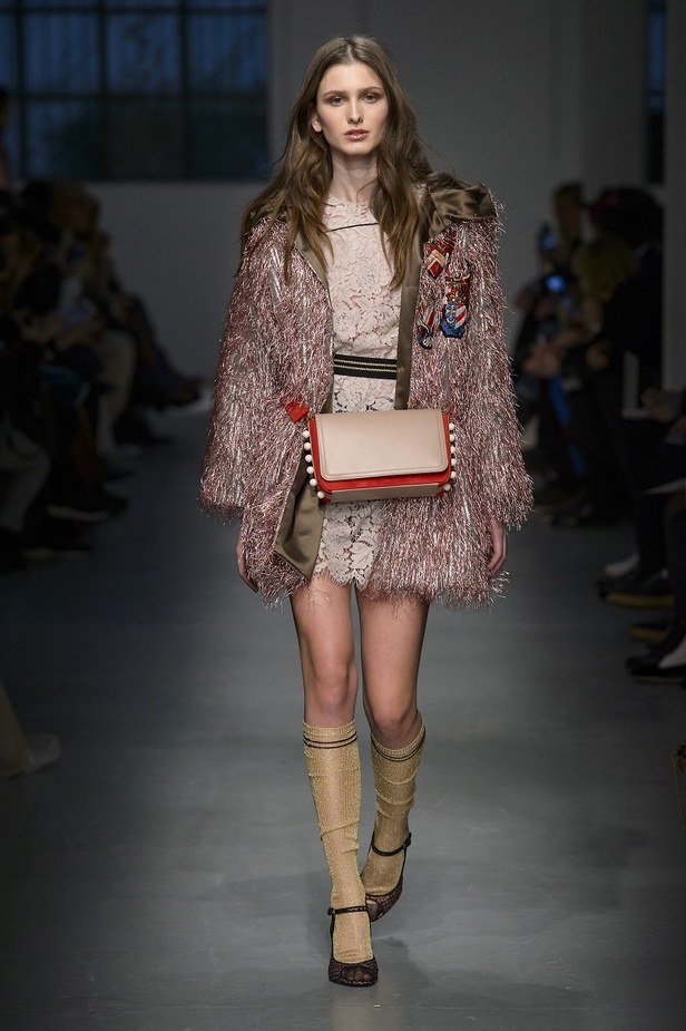 مجموعة Les Copains الأنيقة لخريف وشتاء 2017