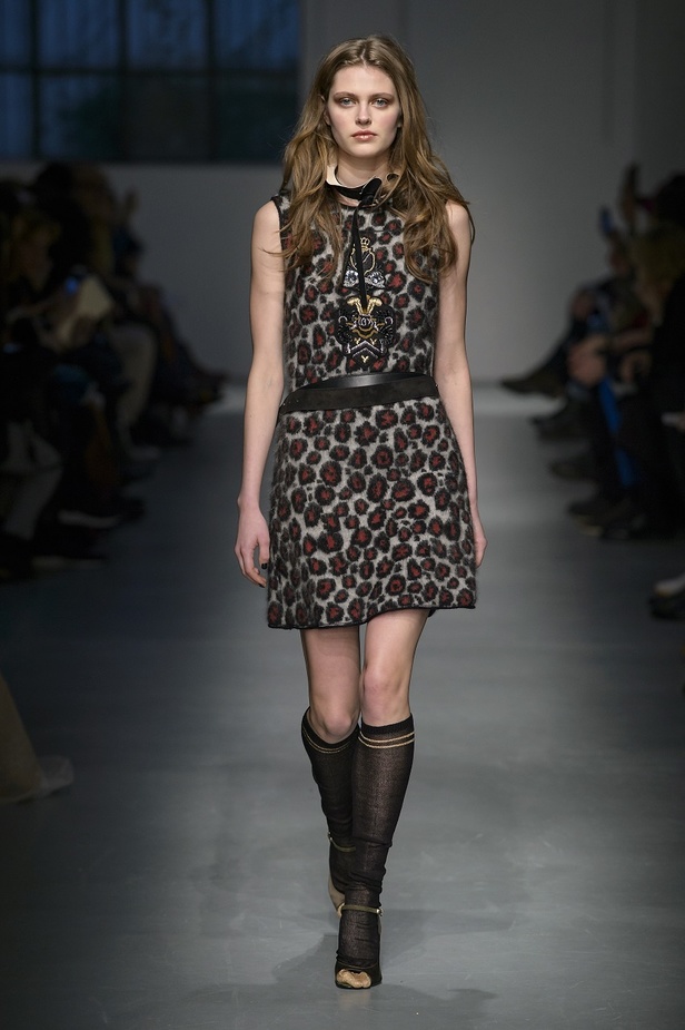 مجموعة Les Copains الأنيقة لخريف وشتاء 2017