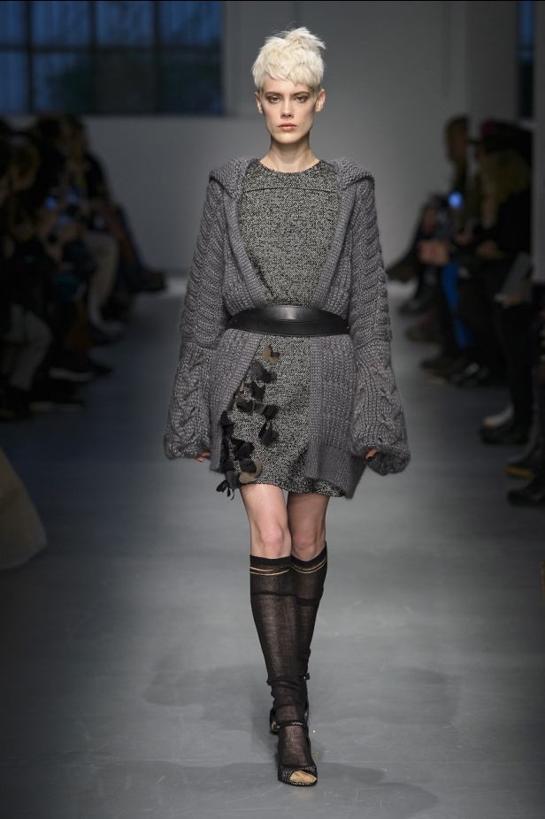 مجموعة Les Copains الأنيقة لخريف وشتاء 2017