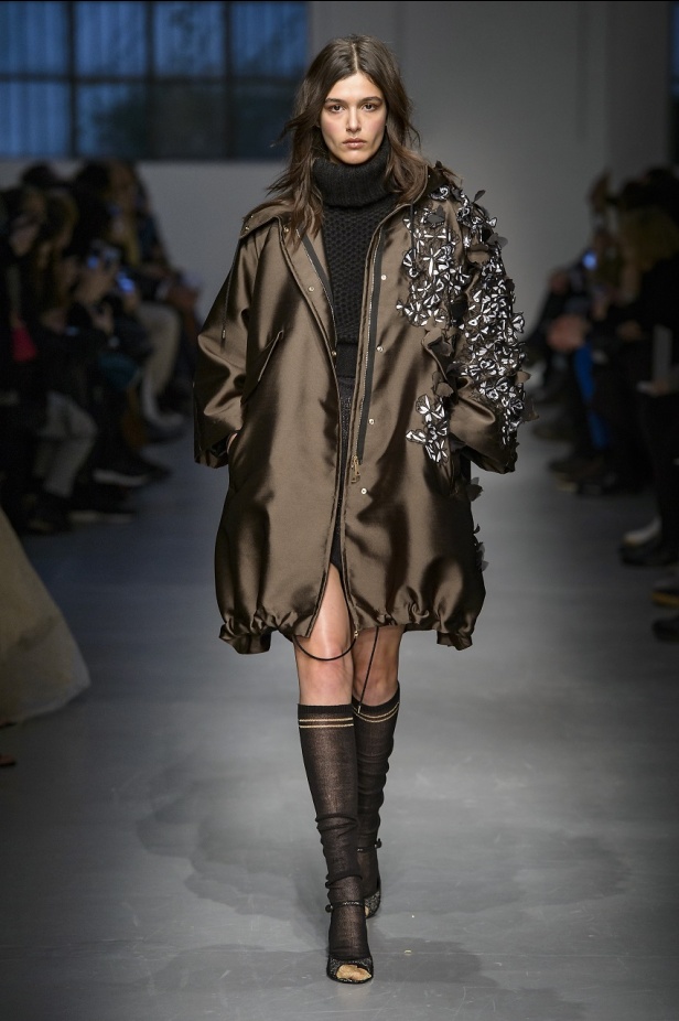 مجموعة Les Copains الأنيقة لخريف وشتاء 2017