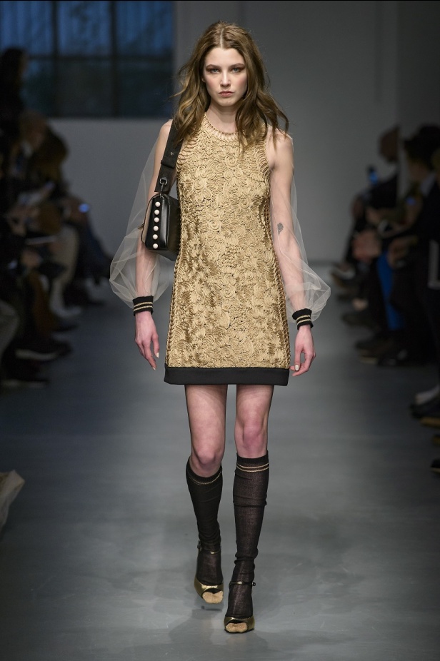 مجموعة Les Copains الأنيقة لخريف وشتاء 2017