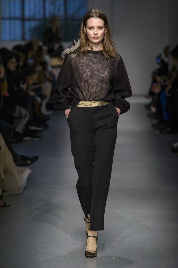 مجموعة Les Copains الأنيقة لخريف وشتاء 2017