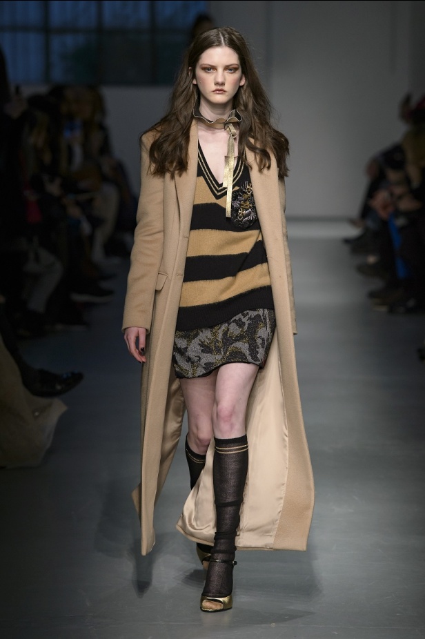 مجموعة Les Copains الأنيقة لخريف وشتاء 2017