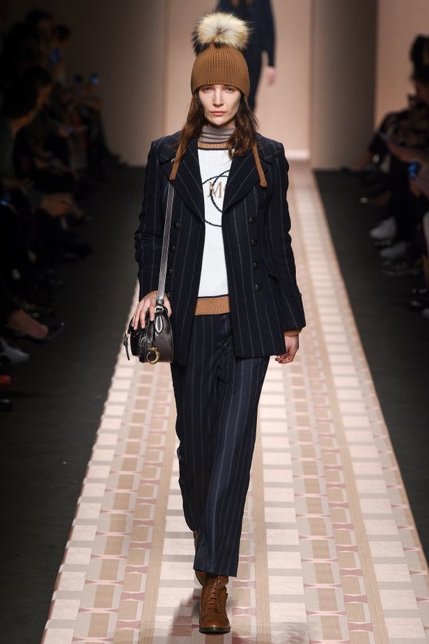 عرض أزياء Trussardi لخريف وشتاء ٢٠١٧!