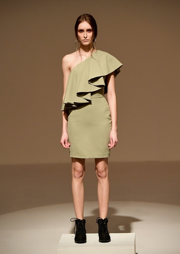 "فاشن فوروورد دبي" يختتم فعالياته مع أزياء مبتكرة وعروض مميزة