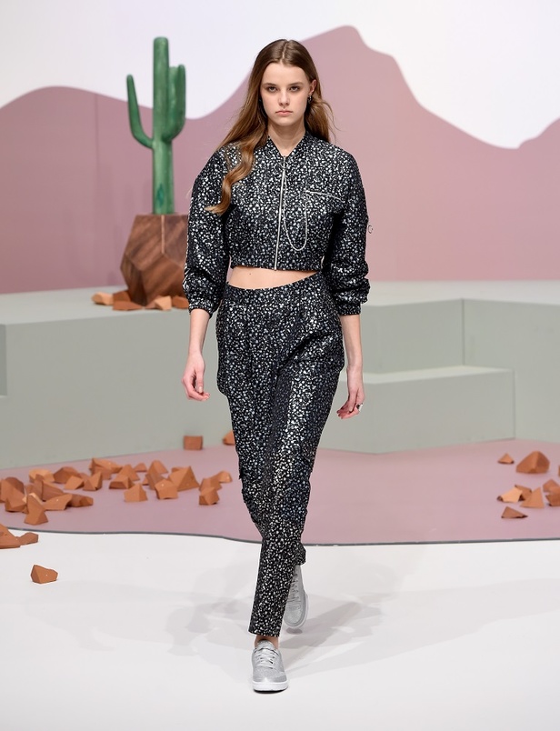 "فاشن فوروورد دبي" يختتم فعالياته مع أزياء مبتكرة وعروض مميزة