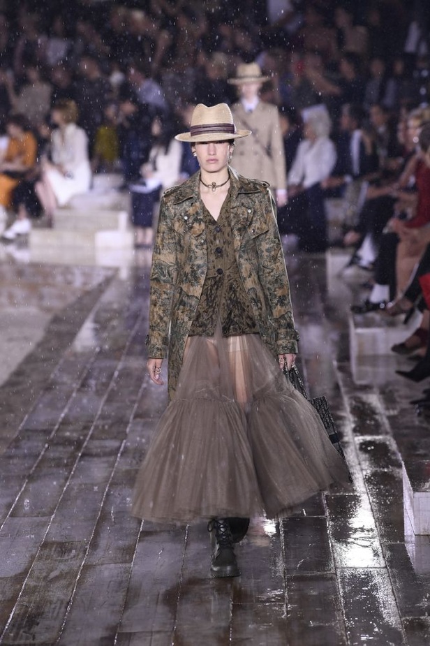 مجموعة ديور كروز 2019... مزيج بين الكلاسيكية والعصرية 