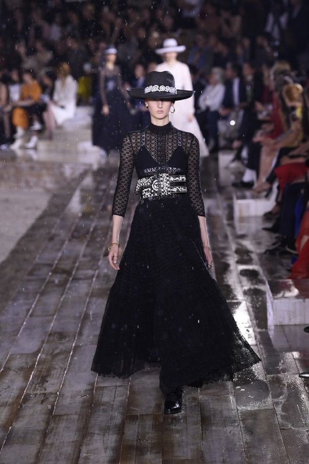 مجموعة ديور كروز 2019... مزيج بين الكلاسيكية والعصرية 