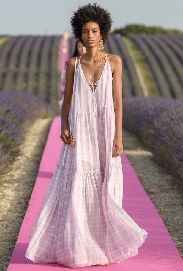 عرض حالم لدار جاكموس لربيع وصيف ٢٠٢٠