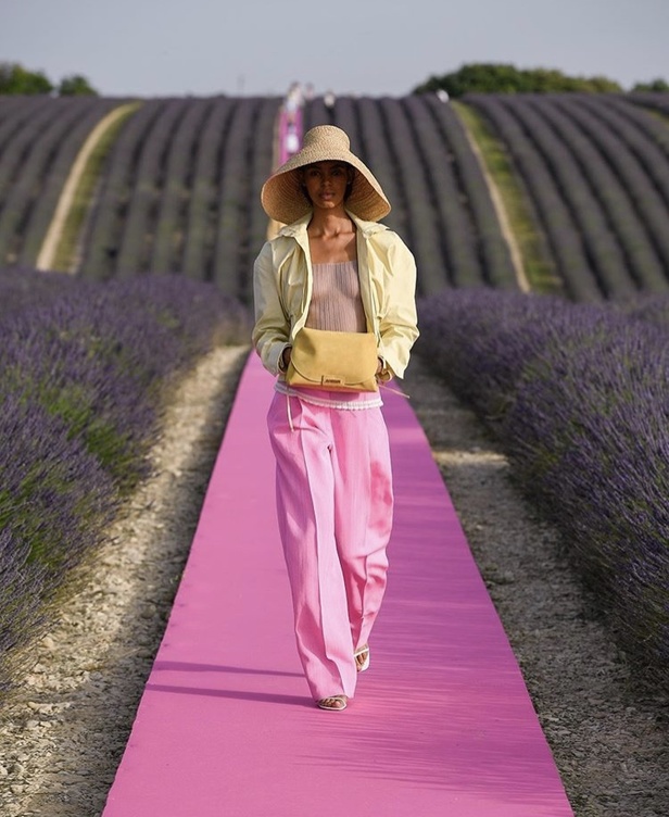 عرض حالم لدار جاكموس لربيع وصيف ٢٠٢٠