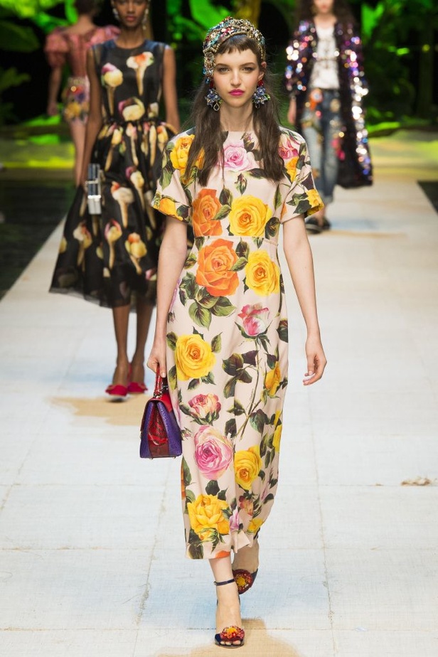 مجموعة Dolce & Gabbana  لربيع وصيف 2017