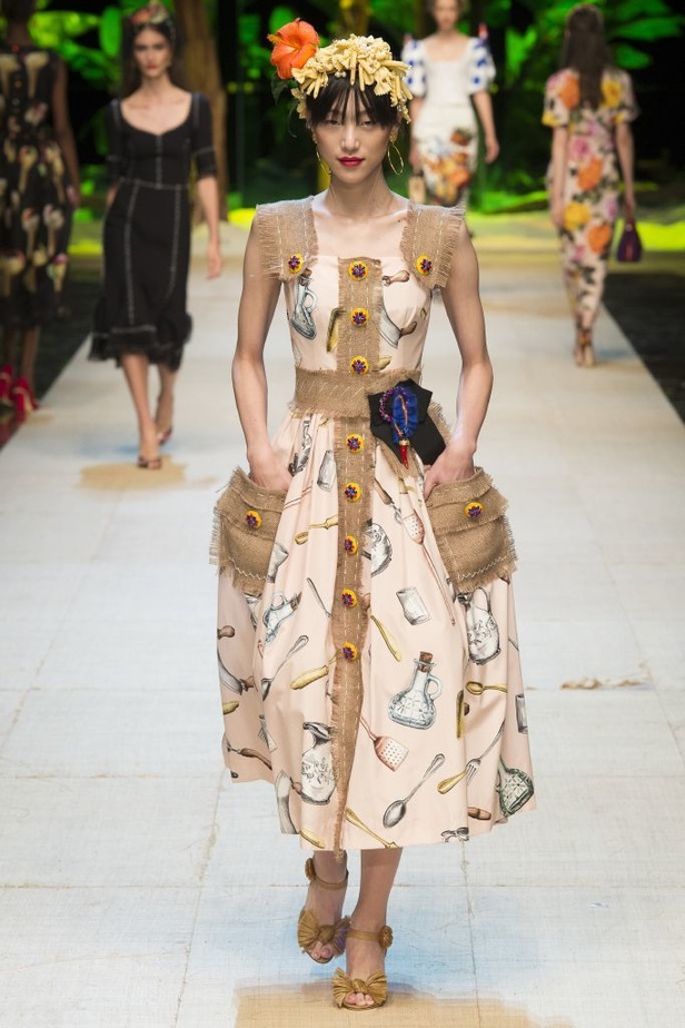 مجموعة Dolce & Gabbana  لربيع وصيف 2017