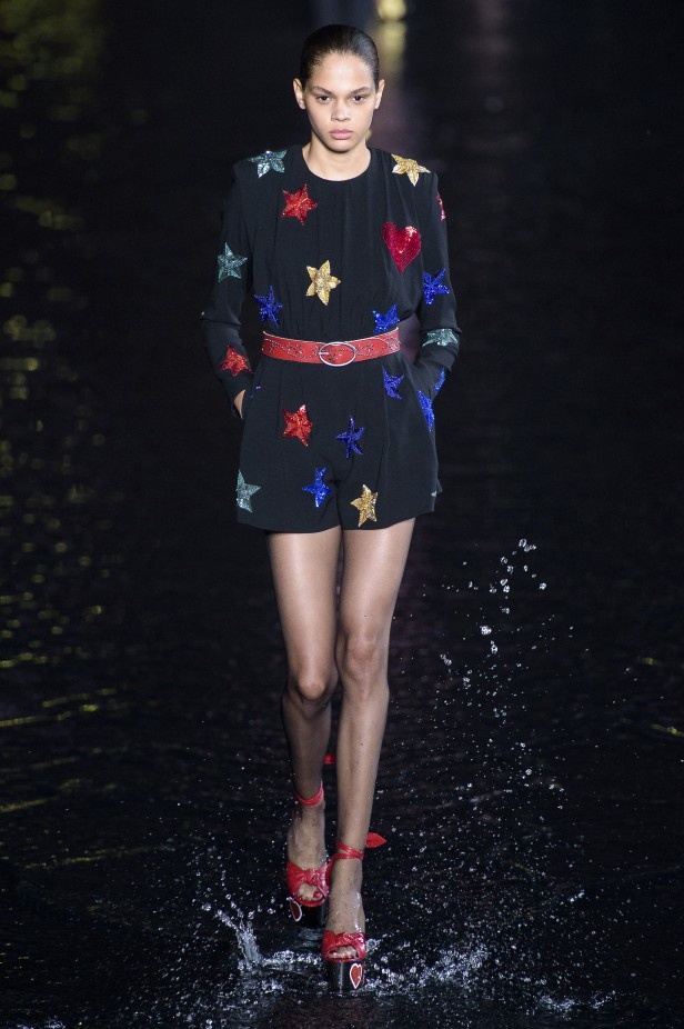 مجموعة Saint Laurent لربيع وصيف 2019