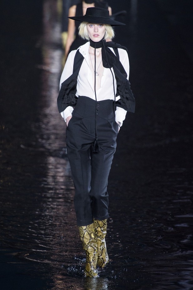 مجموعة Saint Laurent لربيع وصيف 2019