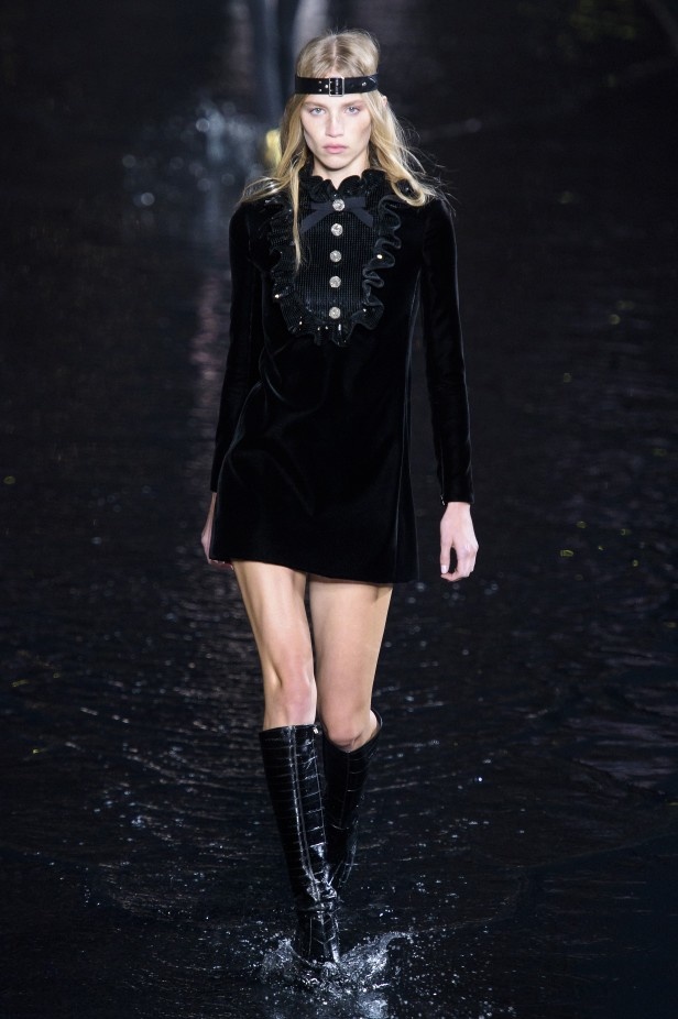 مجموعة Saint Laurent لربيع وصيف 2019