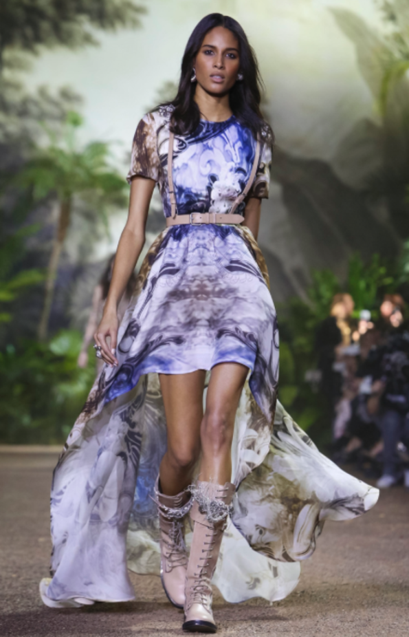 مجموعة إيلي صعب هوت كوتور لربيع وصيف 2016