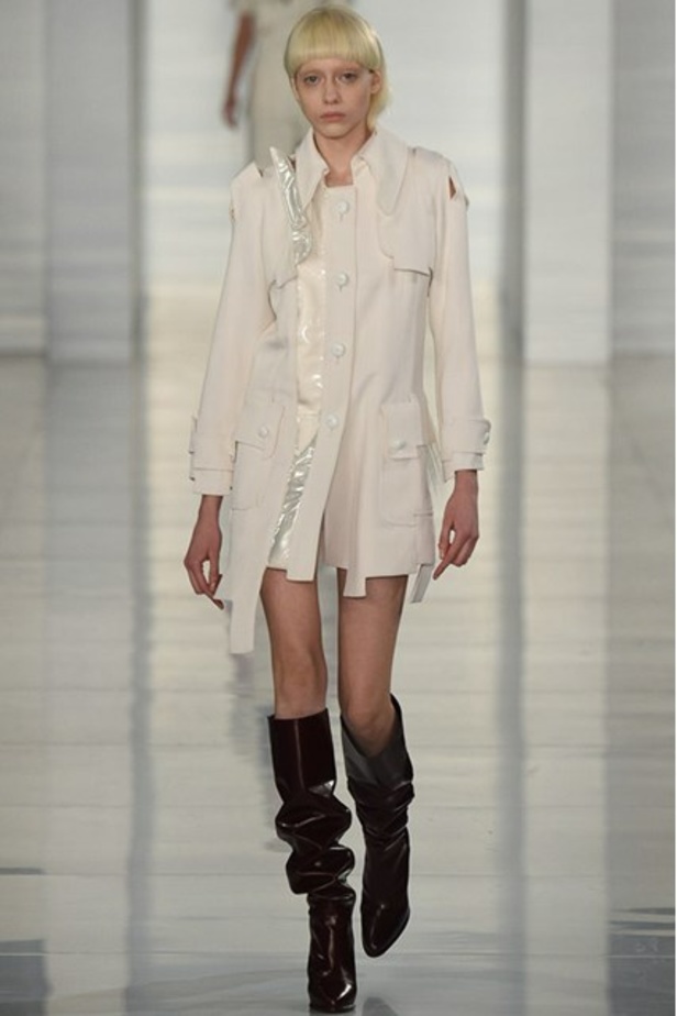 مجموعة فوضويّة وعشوائية لـMaison Margiela في عرض ربيع وصيف 2016