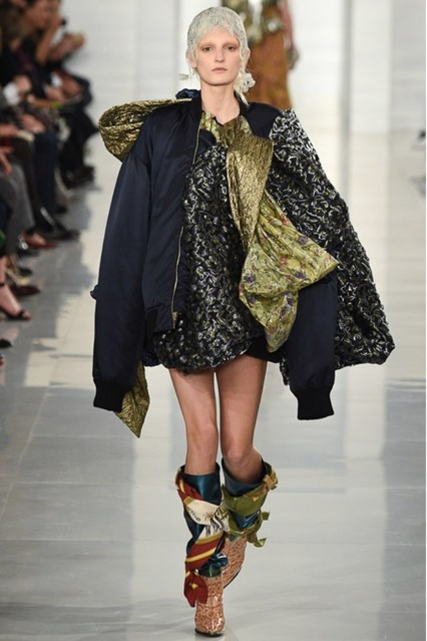 مجموعة فوضويّة وعشوائية لـMaison Margiela في عرض ربيع وصيف 2016
