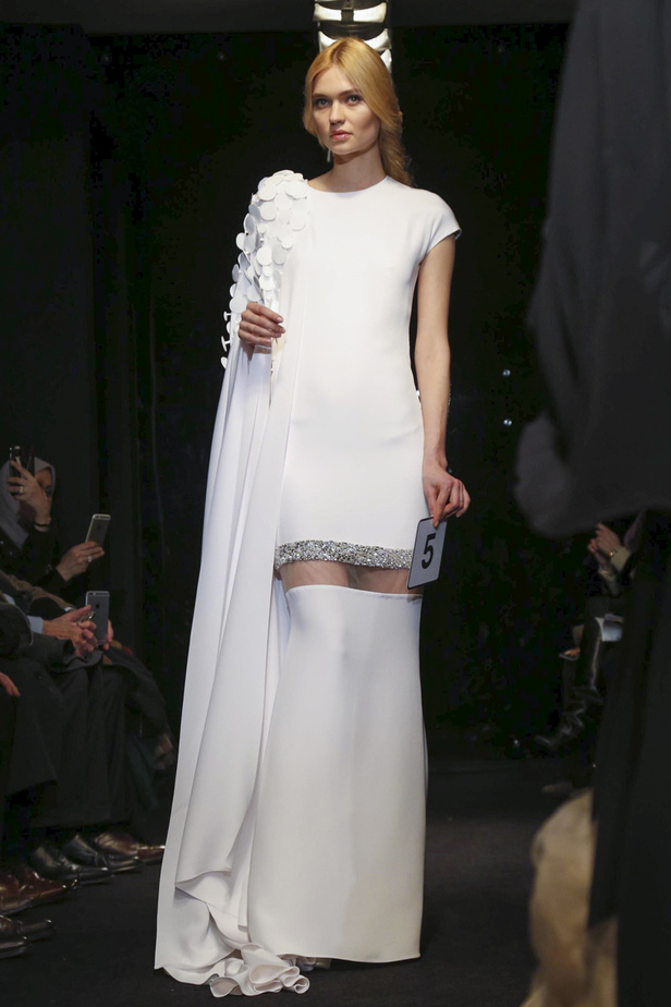 إبداعات Stephane Rolland للأزياء الفاخرة في عرض ربيع وصيف ٢٠١٦