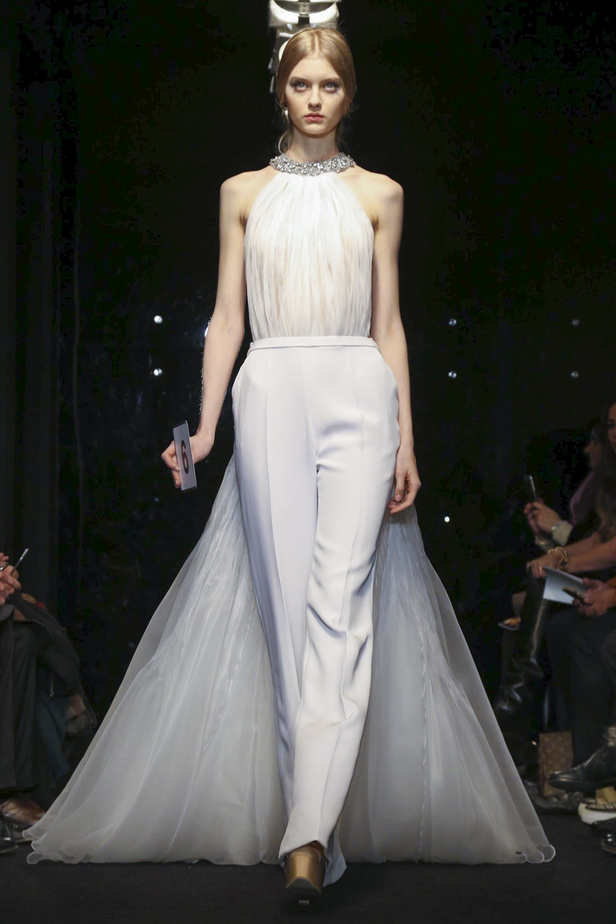 إبداعات Stephane Rolland للأزياء الفاخرة في عرض ربيع وصيف ٢٠١٦