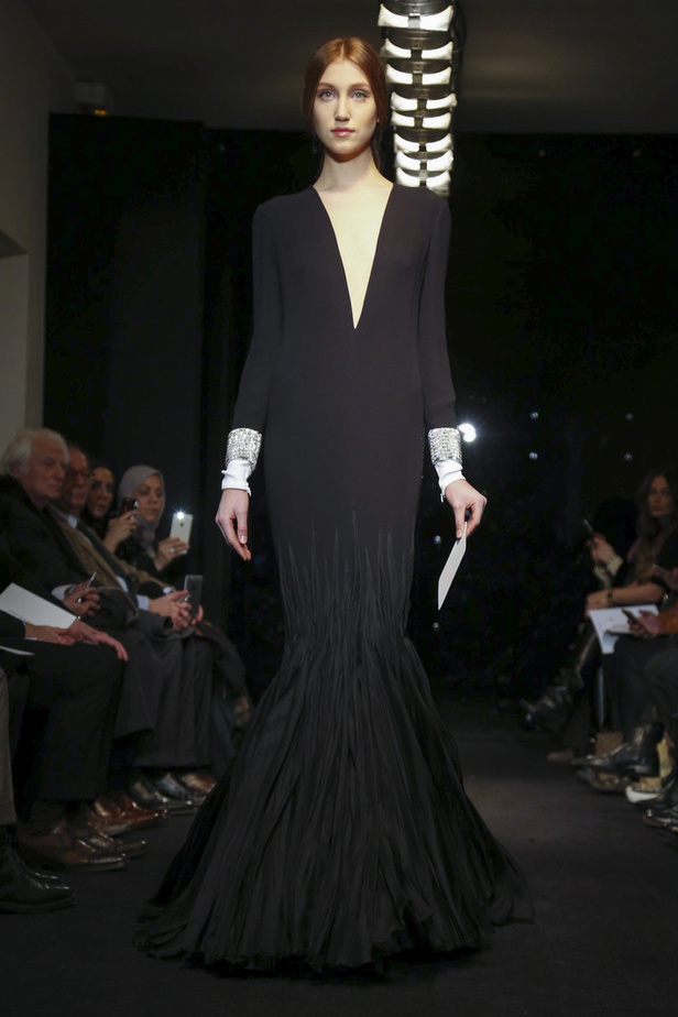 إبداعات Stephane Rolland للأزياء الفاخرة في عرض ربيع وصيف ٢٠١٦