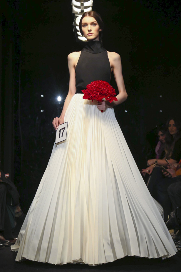 إبداعات Stephane Rolland للأزياء الفاخرة في عرض ربيع وصيف ٢٠١٦