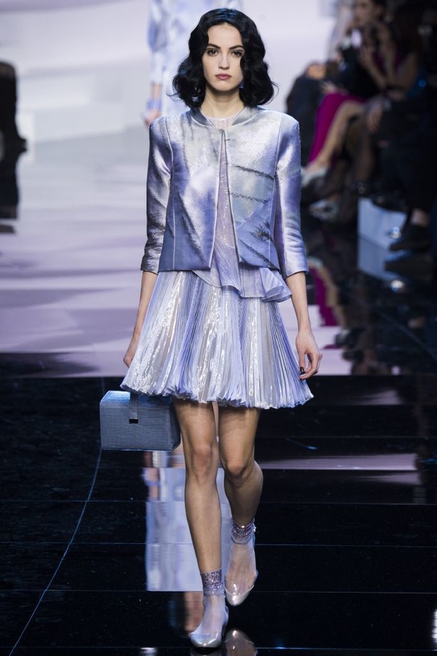 عرض "جورجيو أرماني بريفيه" الفاخر لربيع وصيف 2016